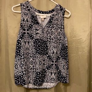 Ladies sleeveless top